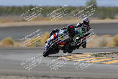 media/Oct-08-2022-SoCal Trackdays (Sat) [[1fc3beec89]]/Turn 14 (1050am)/